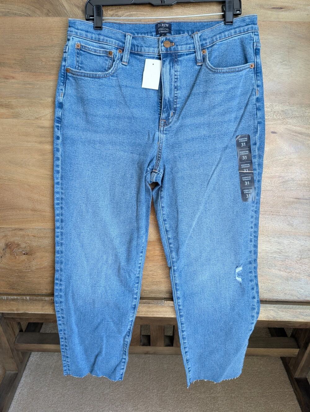 NWT J.Crew Essential Straight Jeans Womens 31 Blue All-Day Stretch Raw Hem CB345